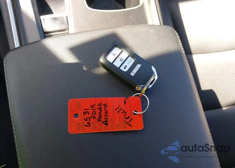 2019 Honda Accord Sport z USA, uszkodzony, nr VIN 1HGCV1F37KA072205